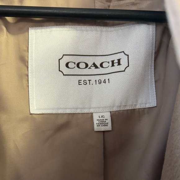 Vintage Coach Wool mmm Two-Tone Tan and Black Double-Breasted Coat - Picture 2 of 4